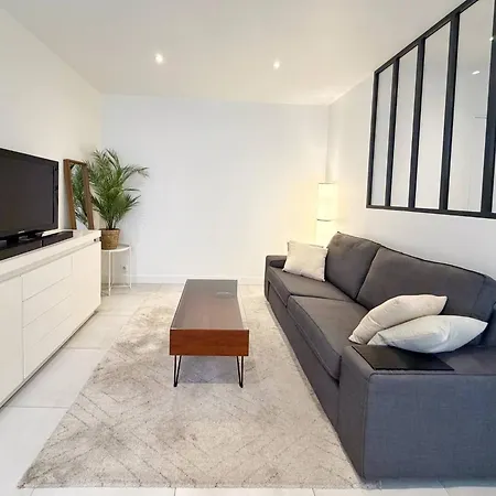 Charming In The Heart Of Rpublique Parigi