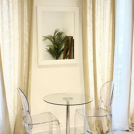Appartamento Charming In The Heart Of Rpublique